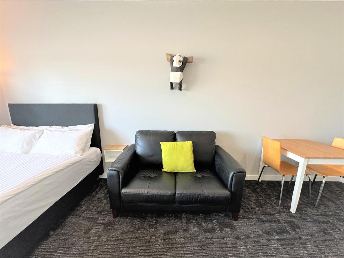 Vikas Motel Jindabyne Exterior photo
