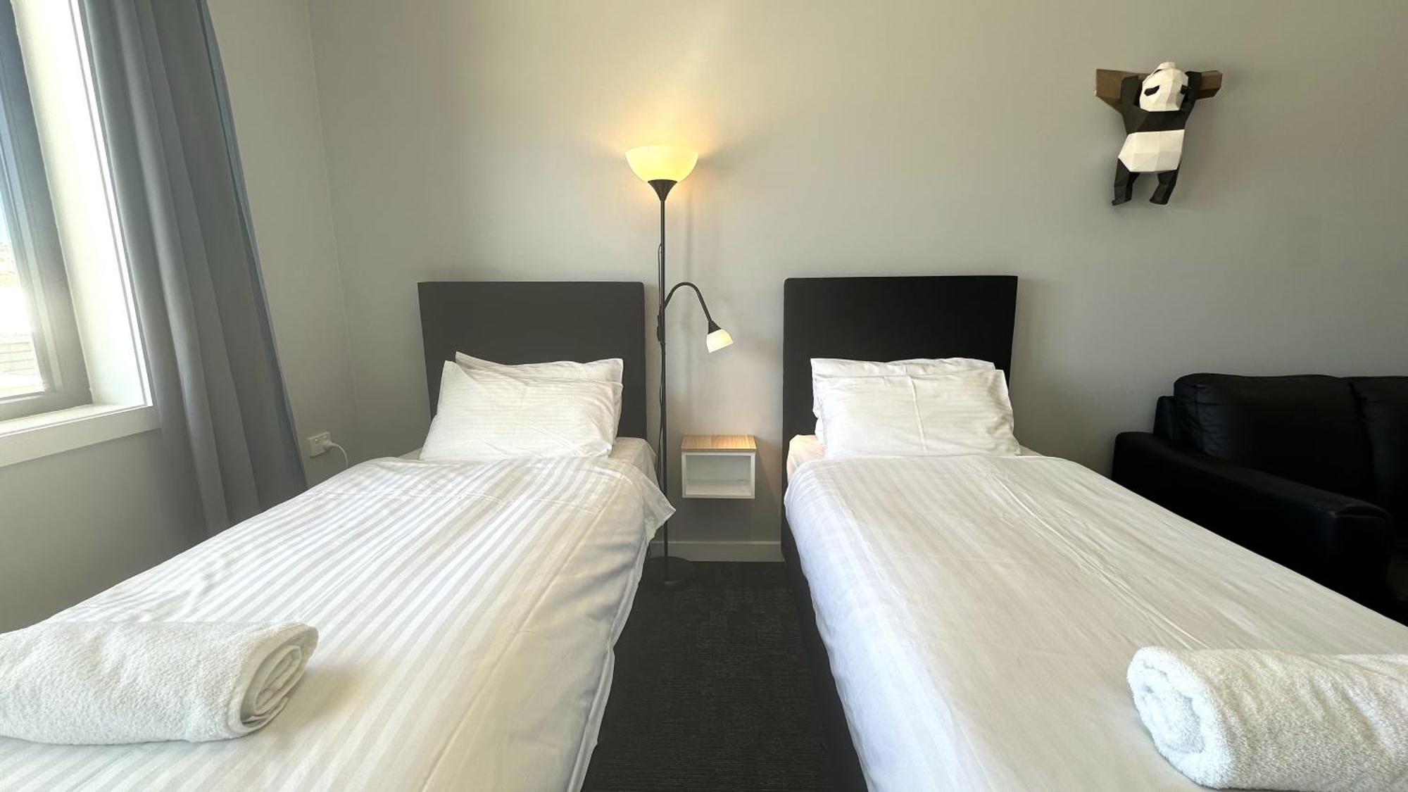 Vikas Motel Jindabyne Exterior photo